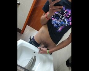 Public, too horny with my 10